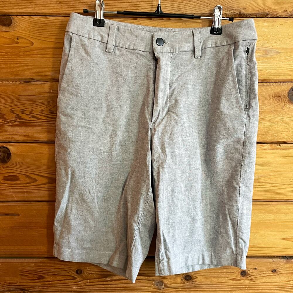 Lululemon Commission Short Relaxed *Qwick Oxford 11" Size 28